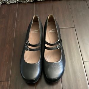 Dansko size 40